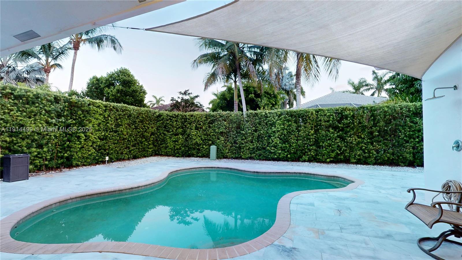 1946 Harbor Vw Cir Weston, FL 33327