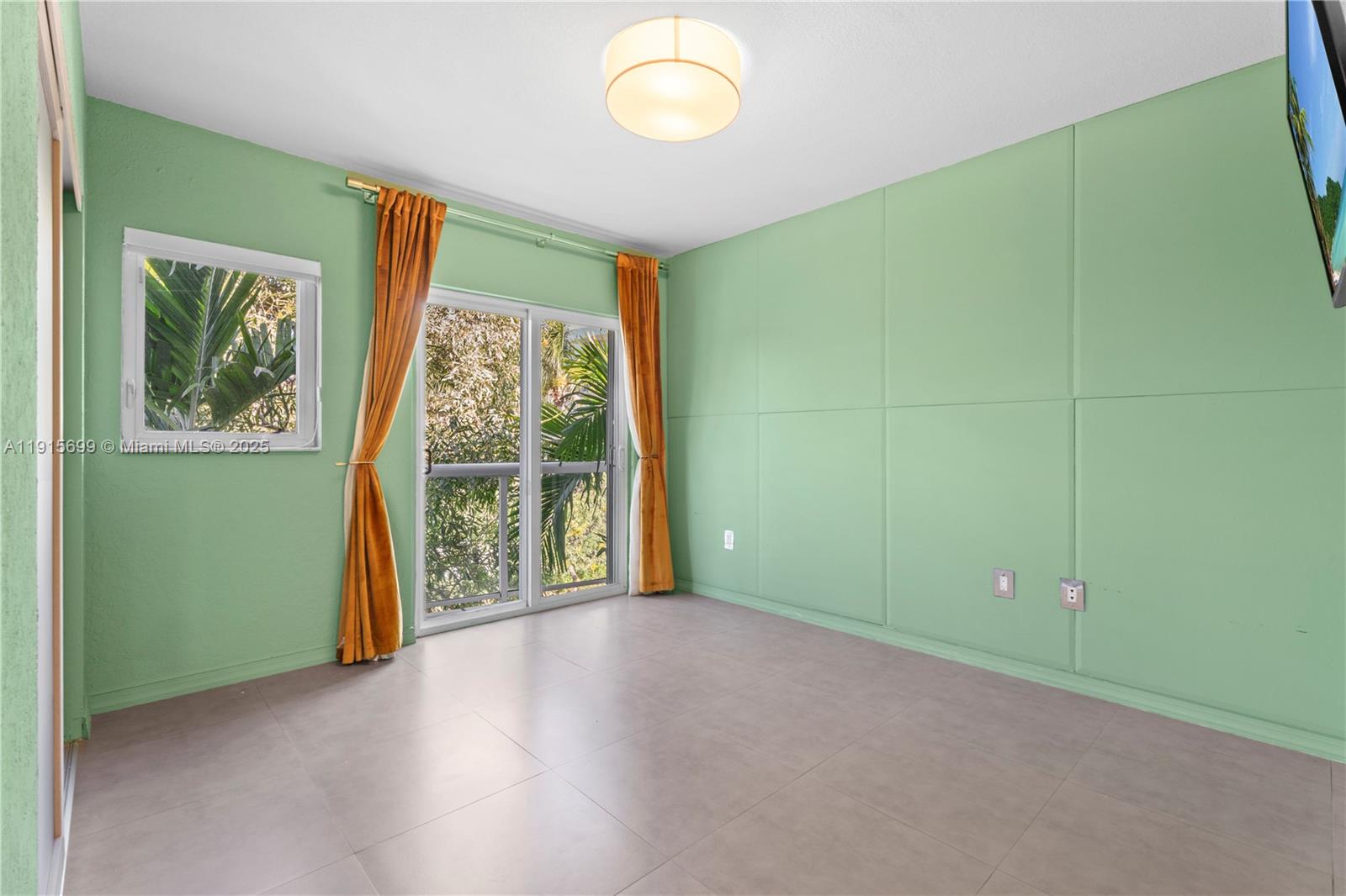 1853 Jefferson Ave #6 Miami Beach, FL 33139
