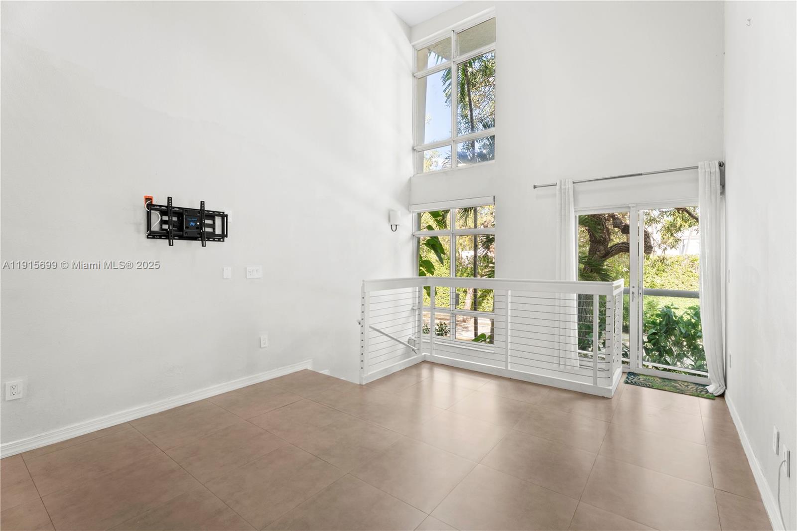1853 Jefferson Ave #6 Miami Beach, FL 33139