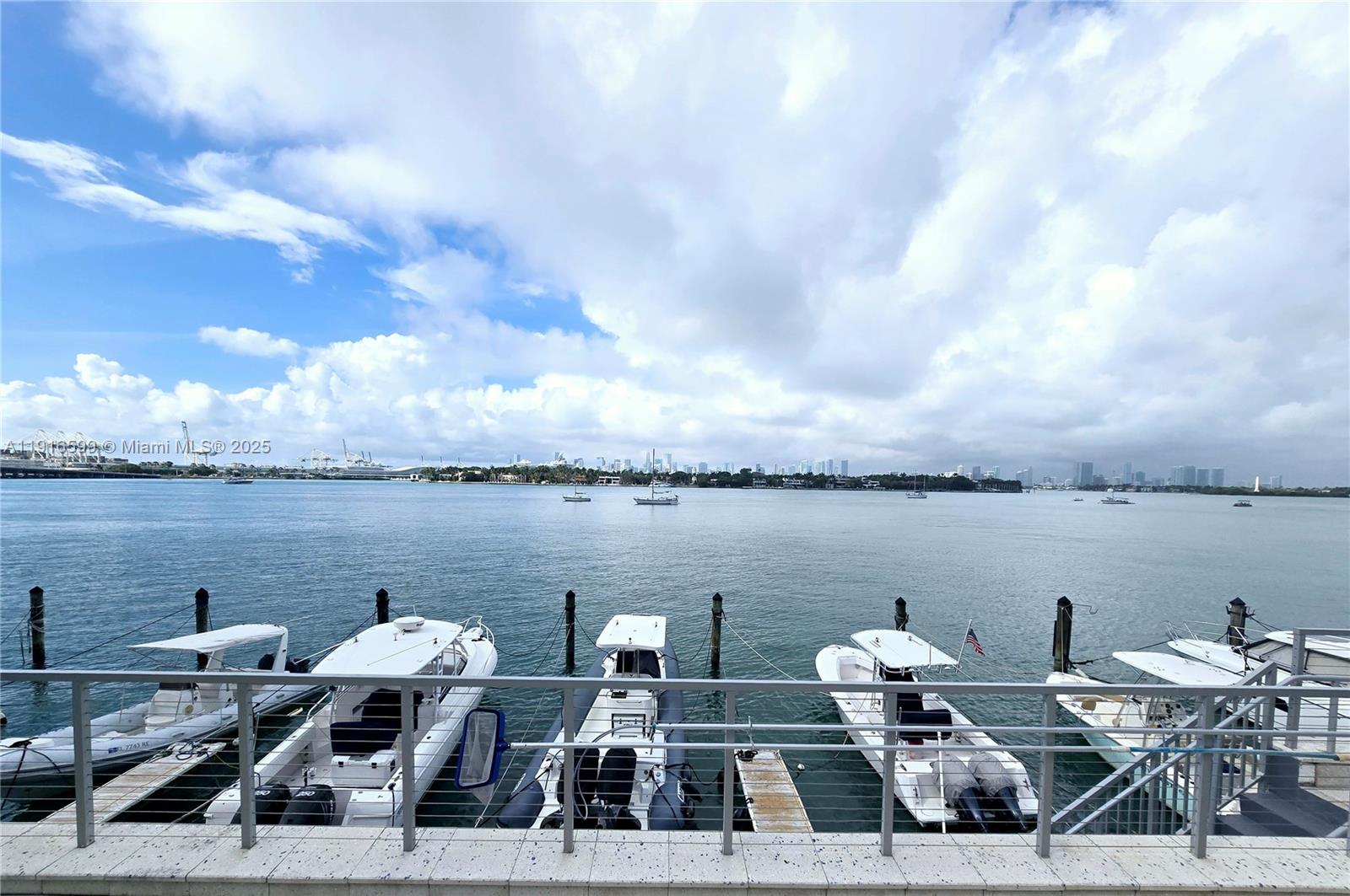 image South Bay Club24