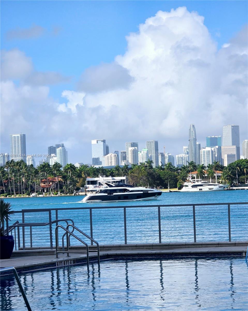 image South Bay Club25