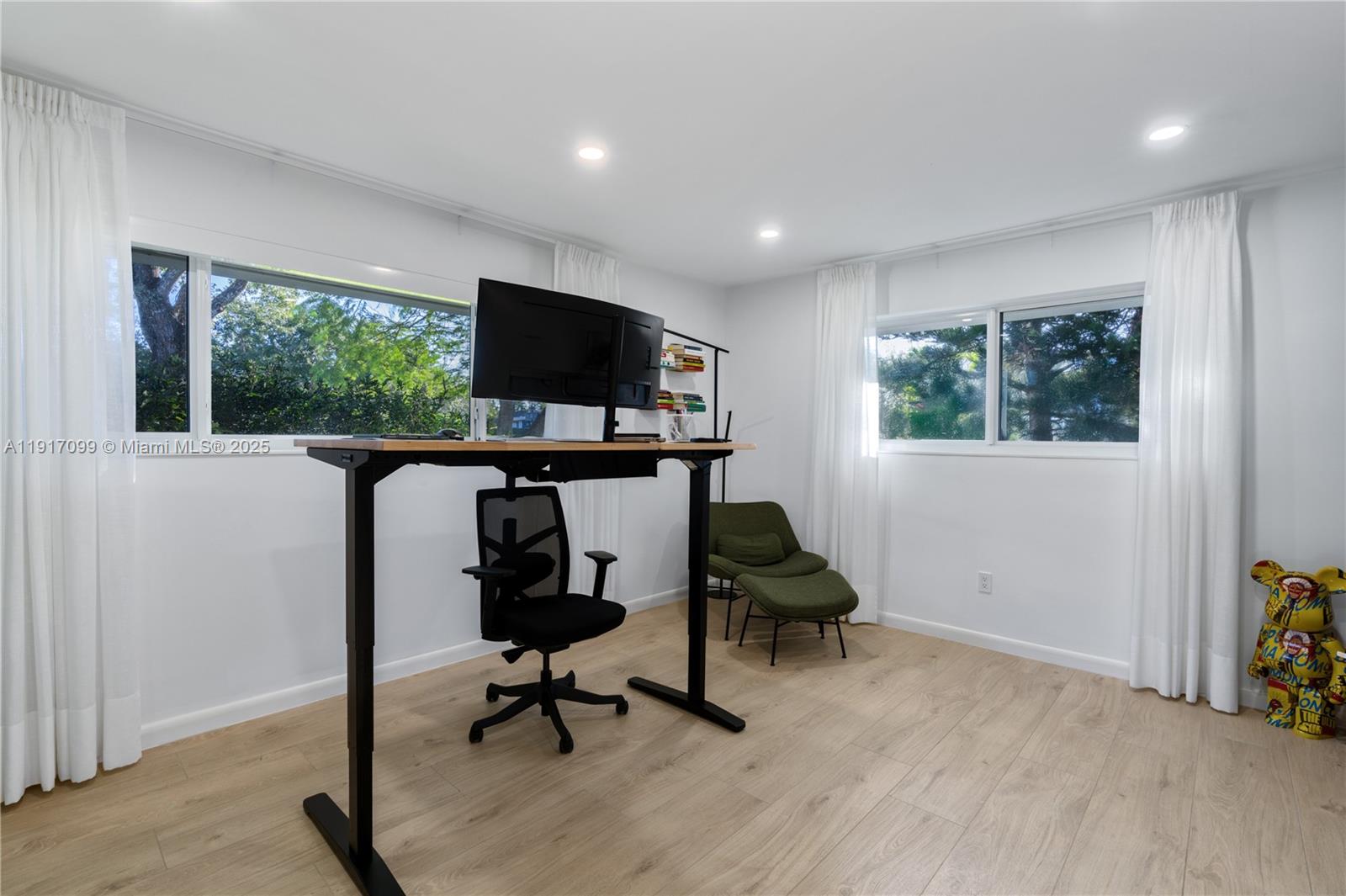 8445 SW 158th St Palmetto Bay, FL 33157