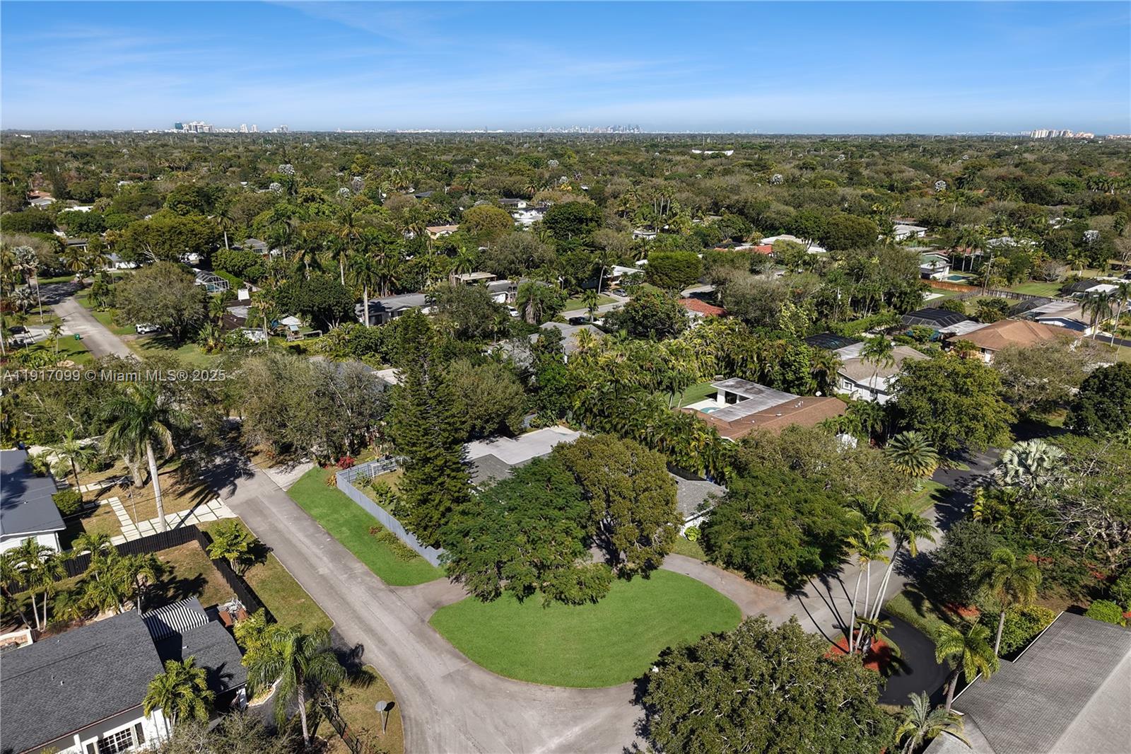 8445 SW 158th St Palmetto Bay, FL 33157