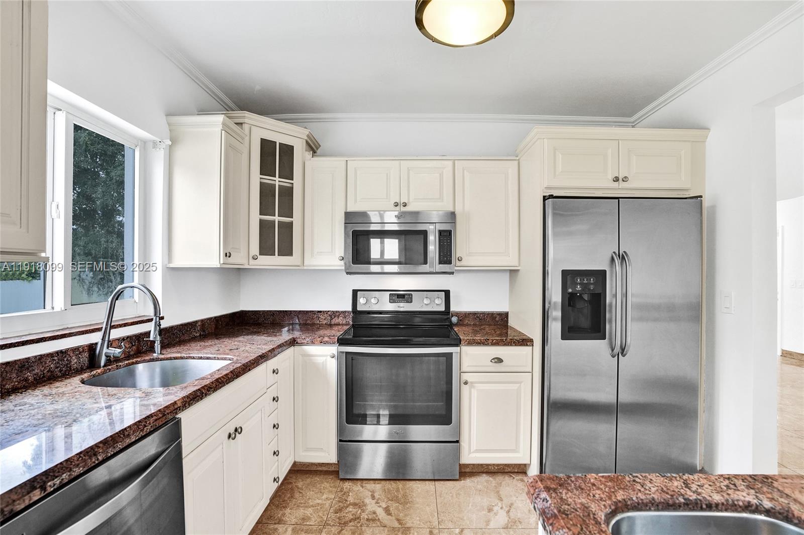 5801 SW 20th St Miami, FL 33155