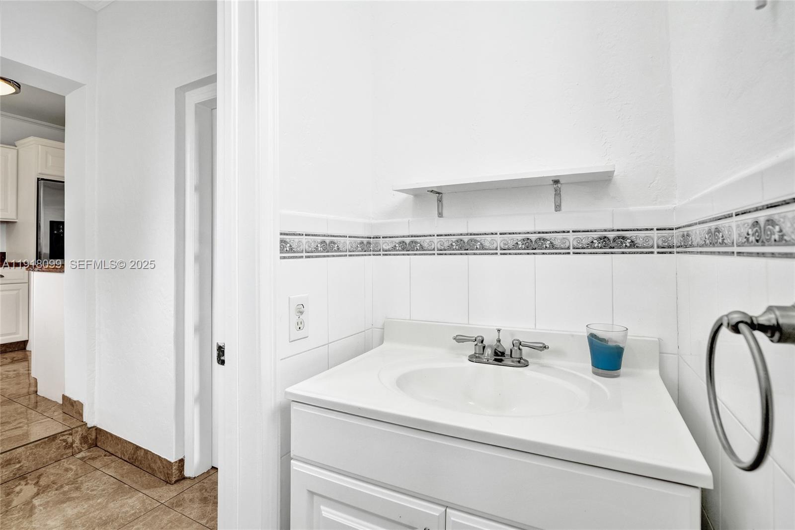 5801 SW 20th St Miami, FL 33155