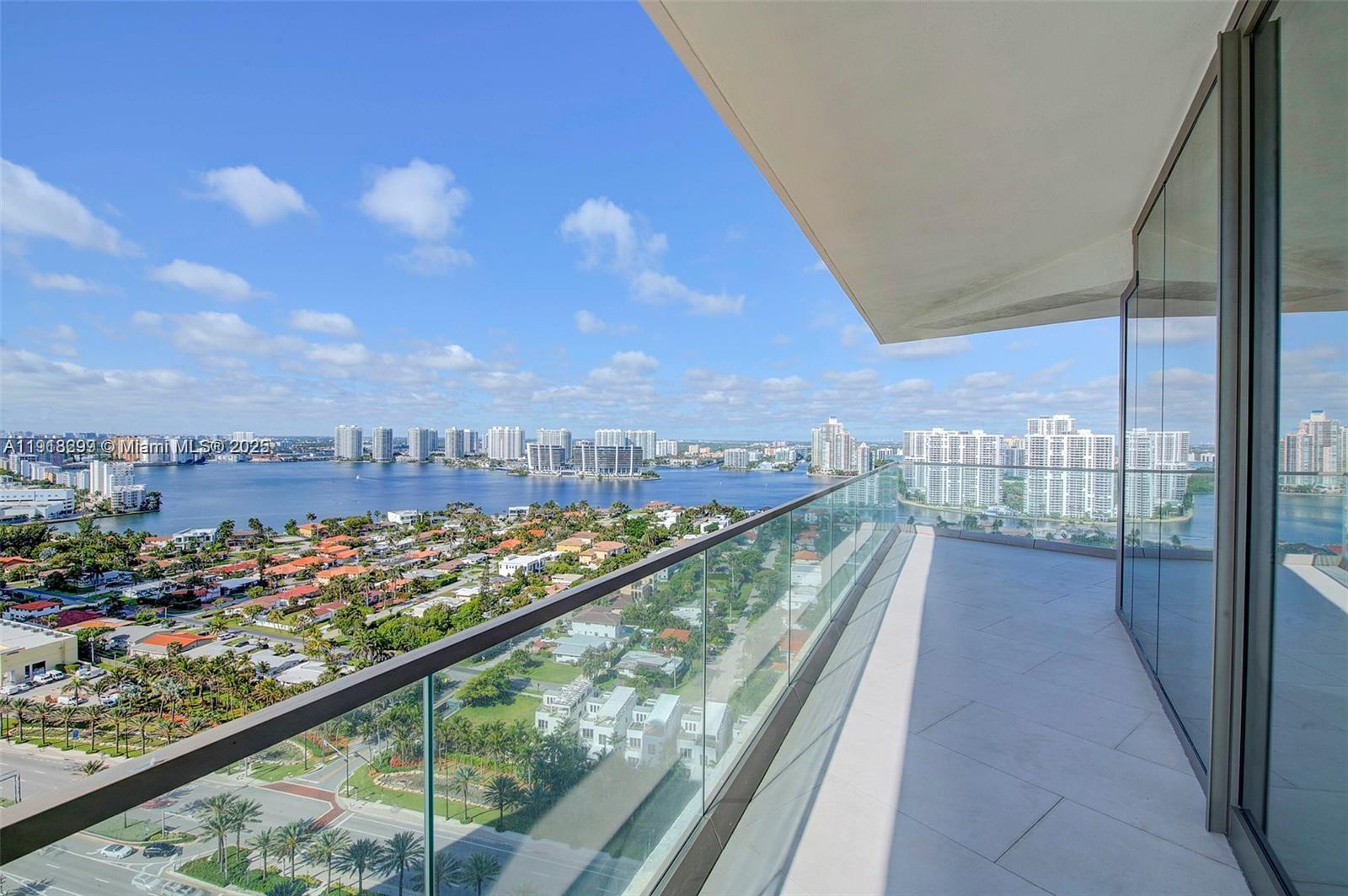 18975 Collins Ave #2205 Sunny Isles Beach, FL 33160