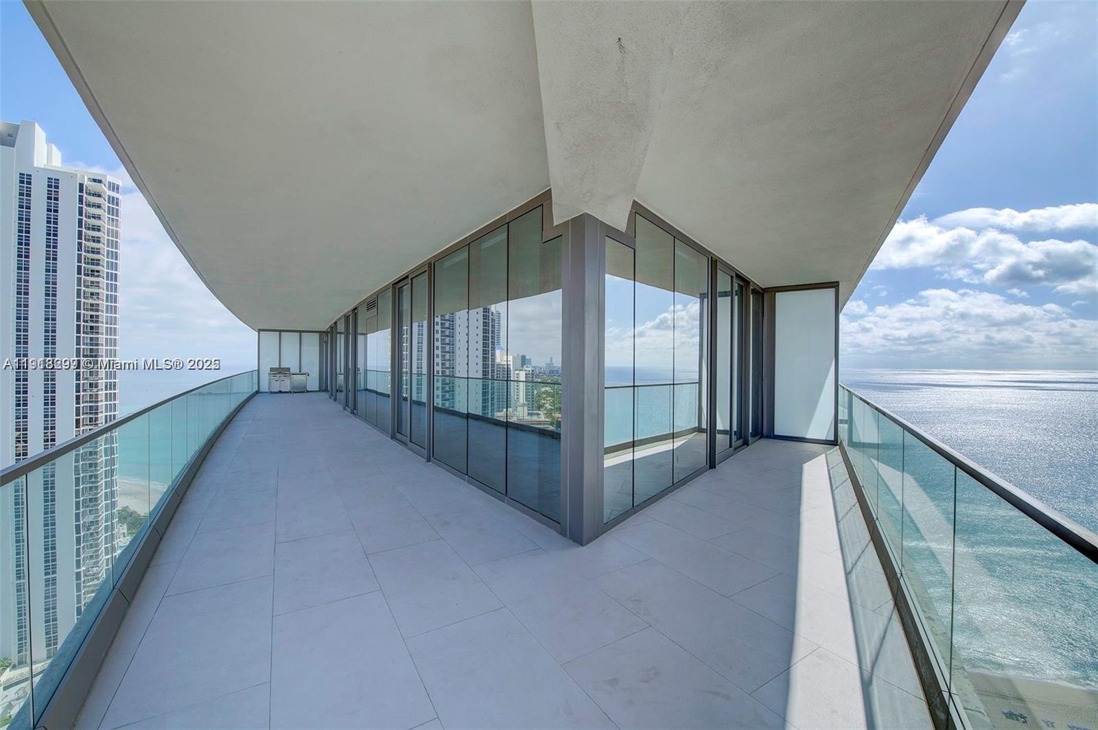 18975 Collins Ave #2205 Sunny Isles Beach, FL 33160