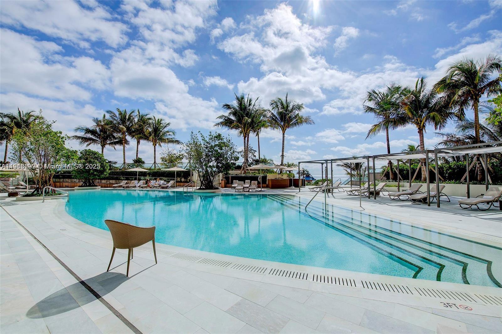 18975 Collins Ave #2205 Sunny Isles Beach, FL 33160