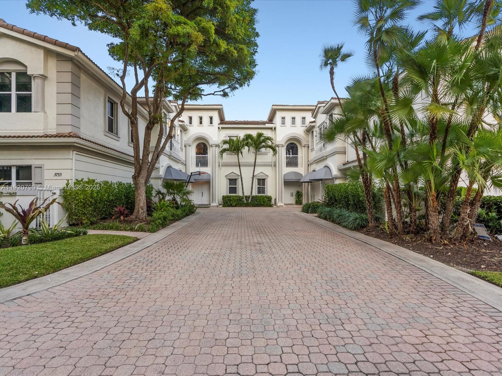 3753 NE 214th St #42 Aventura, FL 33180