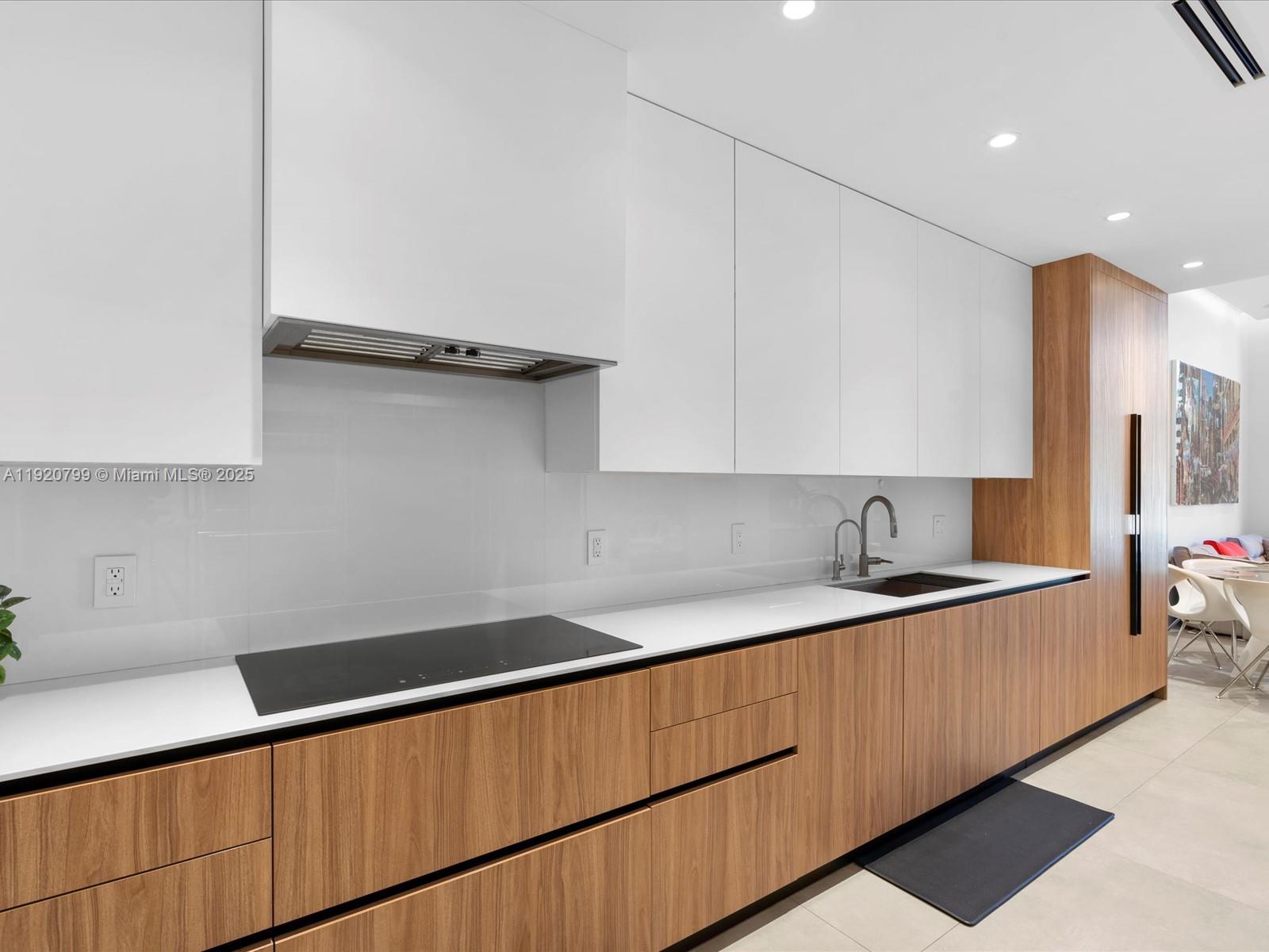 3753 NE 214th St #42 Aventura, FL 33180