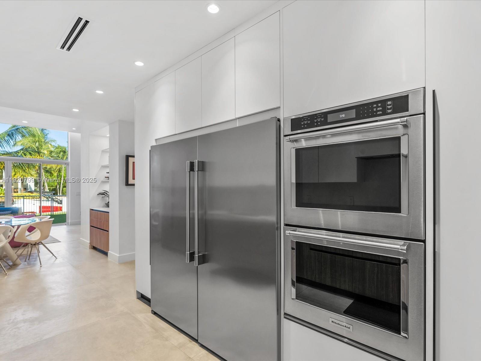 3753 NE 214th St #42 Aventura, FL 33180