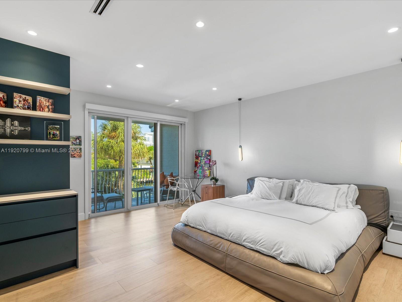 3753 NE 214th St #42 Aventura, FL 33180