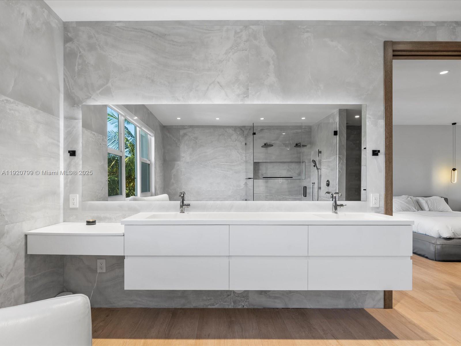 3753 NE 214th St #42 Aventura, FL 33180