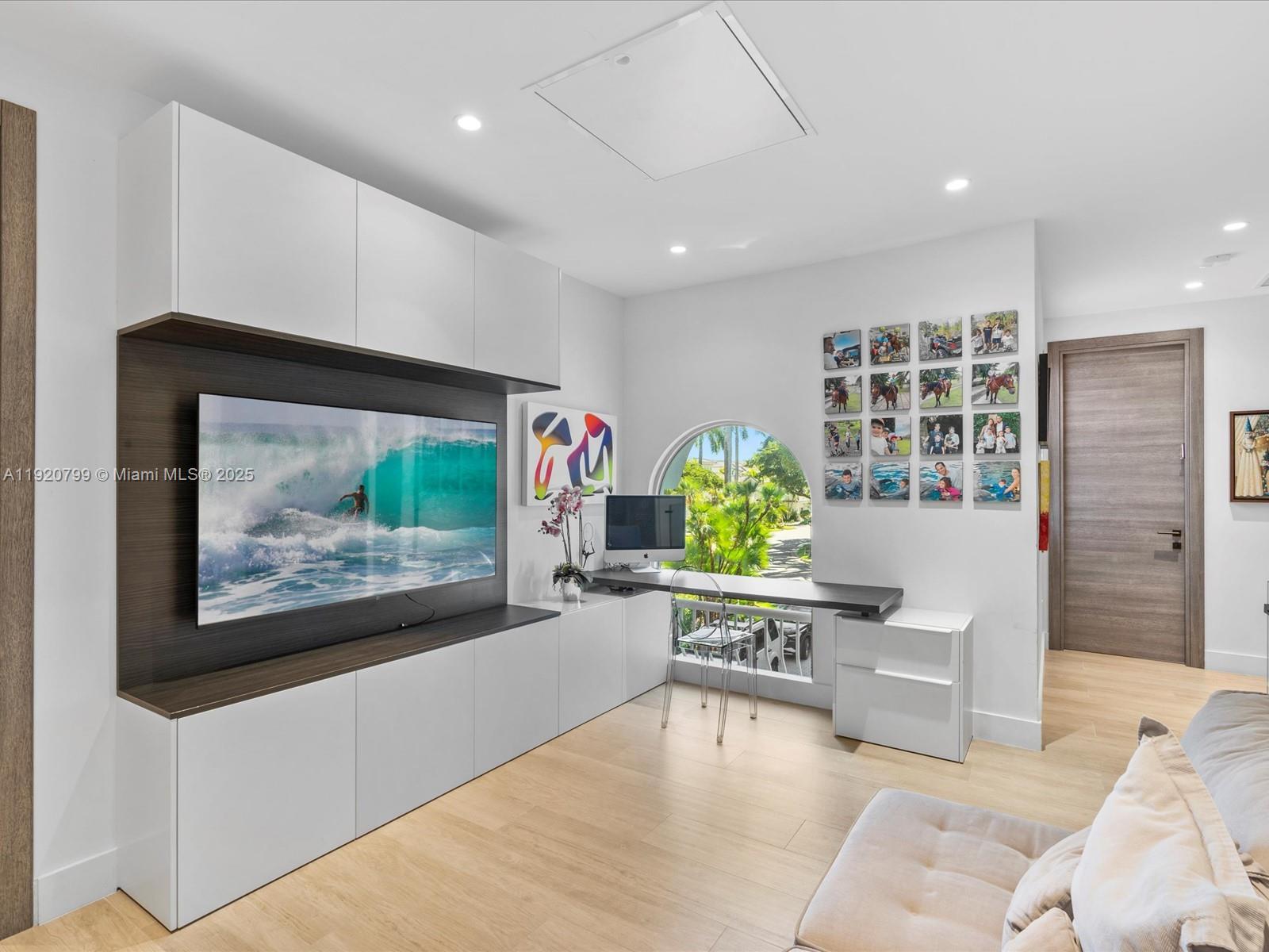 3753 NE 214th St #42 Aventura, FL 33180