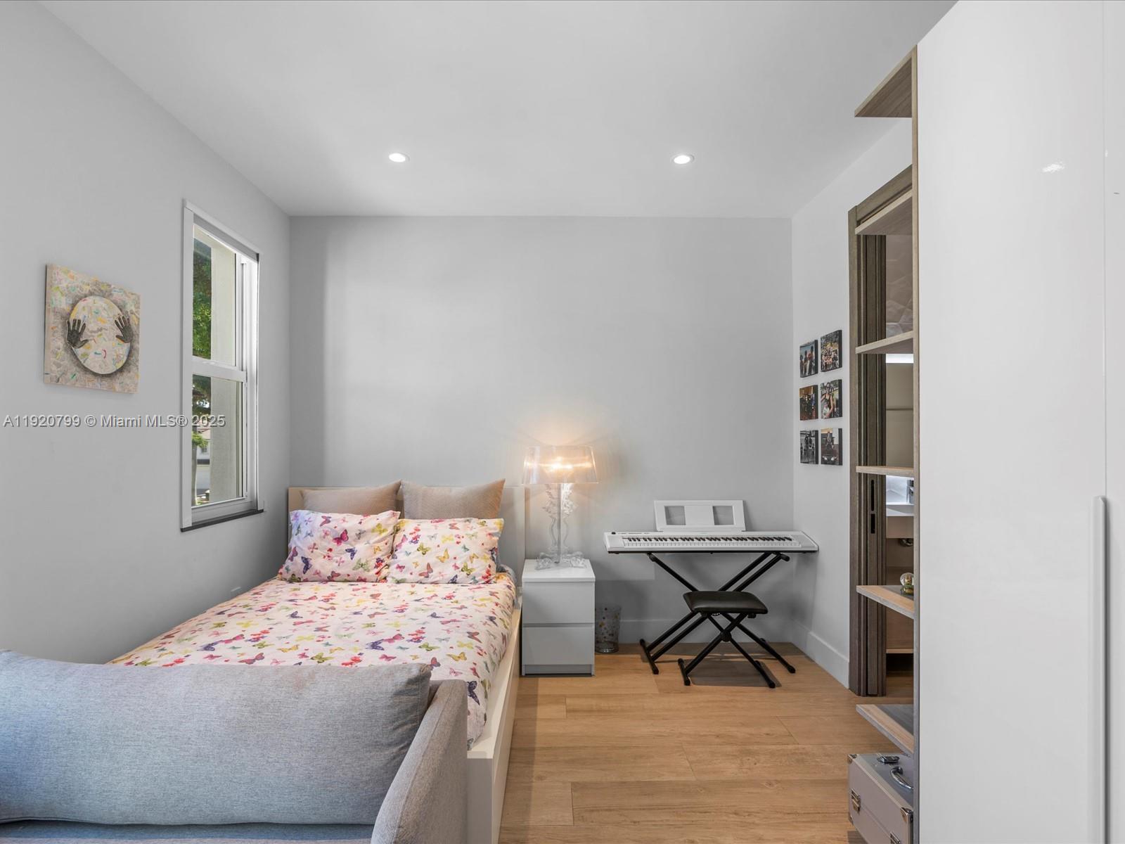 3753 NE 214th St #42 Aventura, FL 33180