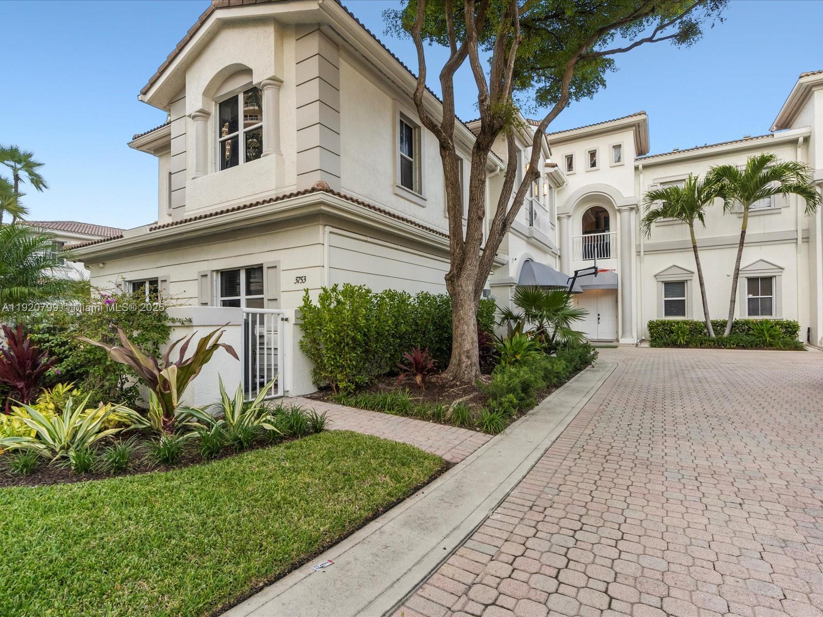 3753 NE 214th St #42 Aventura, FL 33180