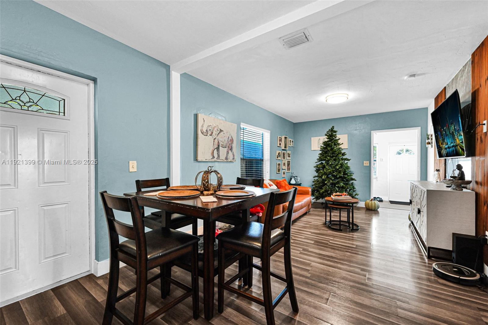 2040 NW 34th St Miami, FL 33142