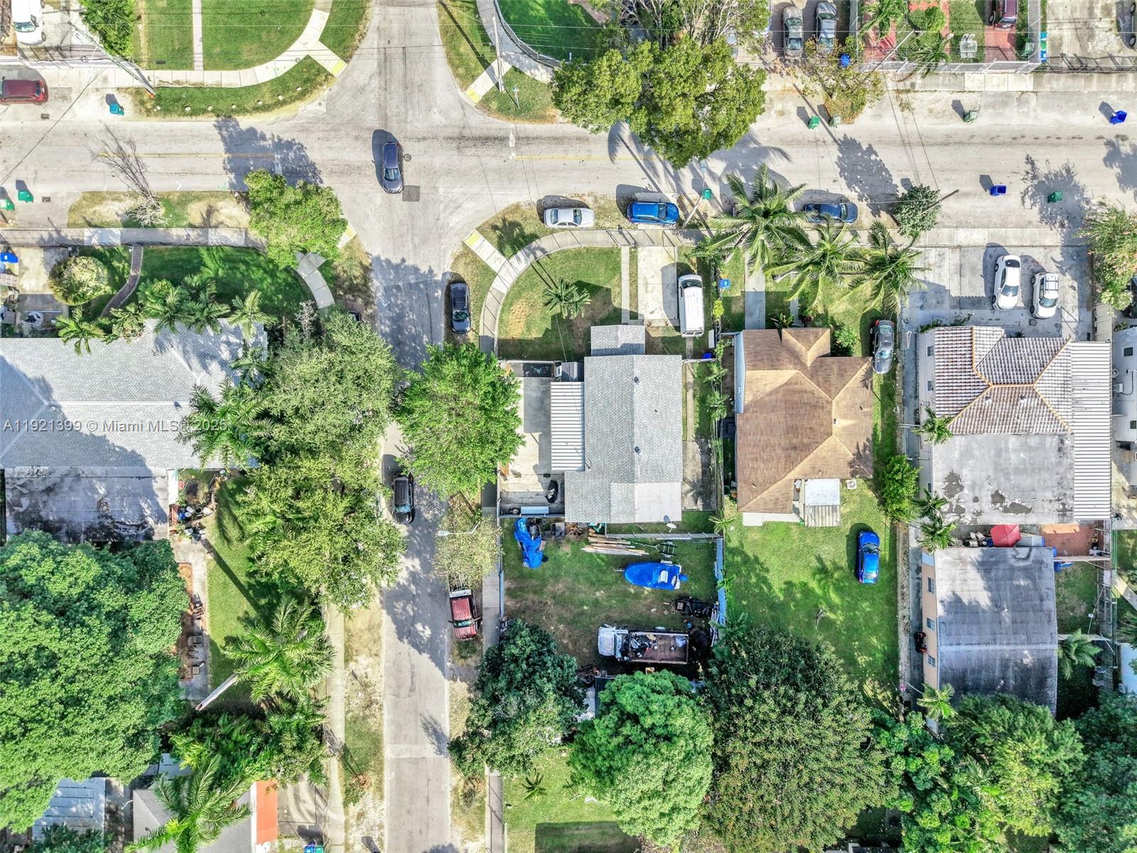 2040 NW 34th St Miami, FL 33142