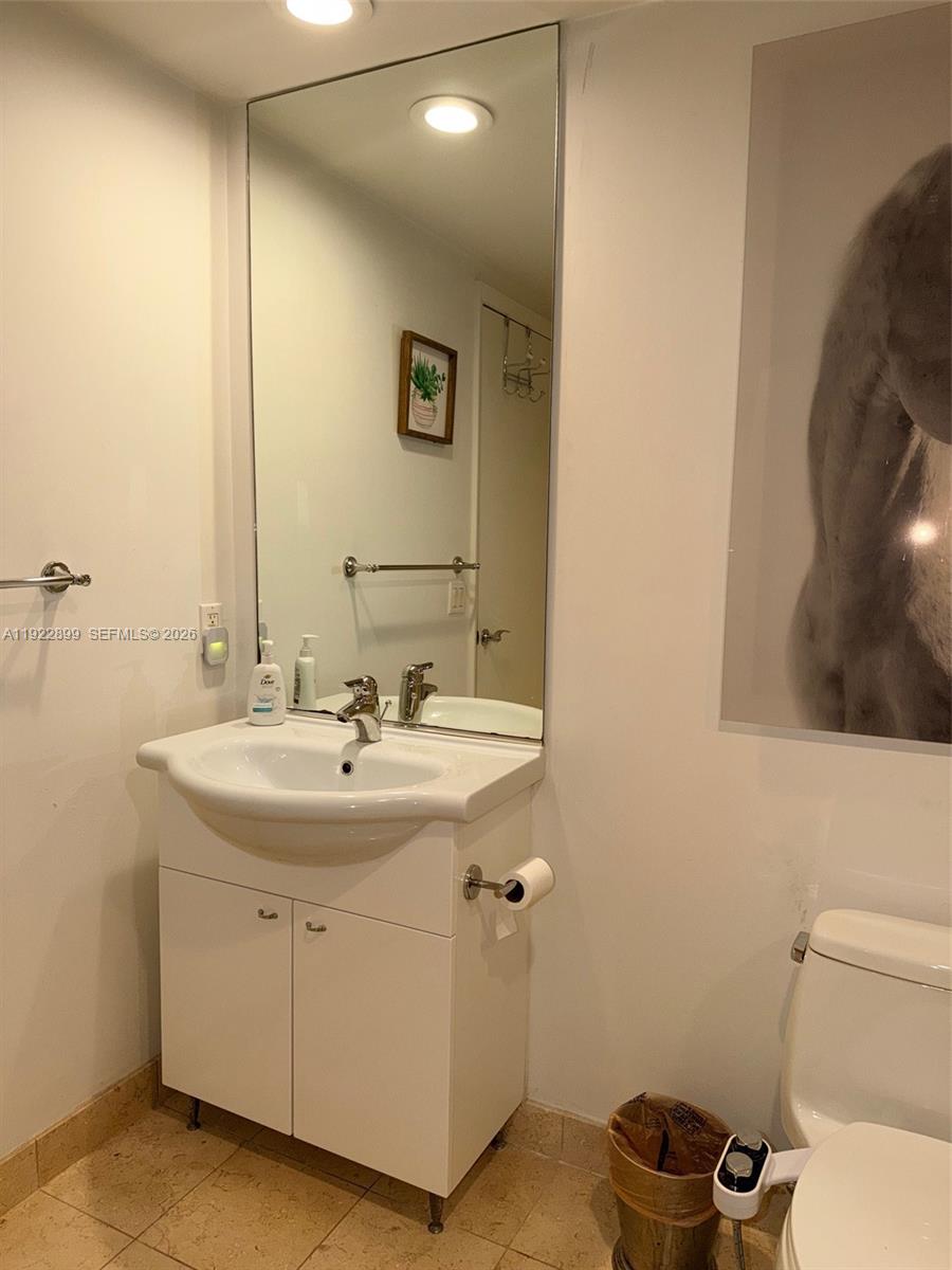 1800 S Ocean Dr #LP4206 Hallandale Beach, FL 33009