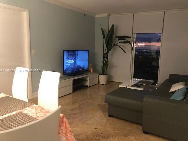 1800 S Ocean Dr #LP4206 Hallandale Beach, FL 33009