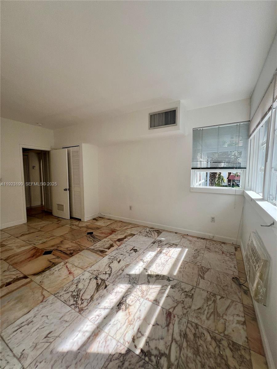 9350 E Bay Hbr Dr #6 Bay Harbor Islands, FL 33154