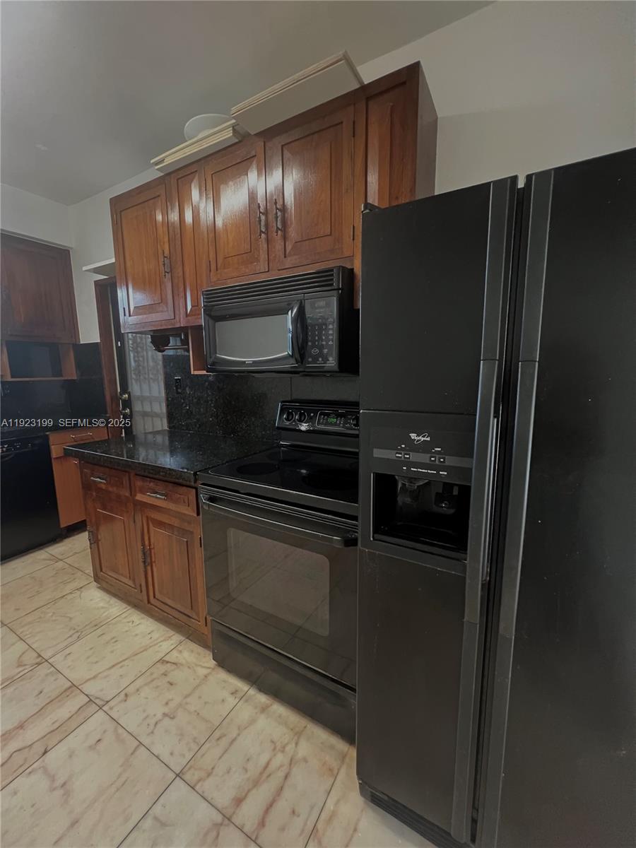 9350 E Bay Hbr Dr #6 Bay Harbor Islands, FL 33154