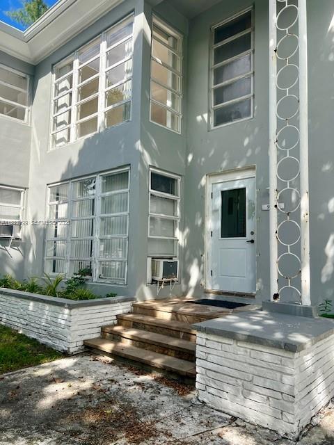 9350 E Bay Hbr Dr #6 Bay Harbor Islands, FL 33154