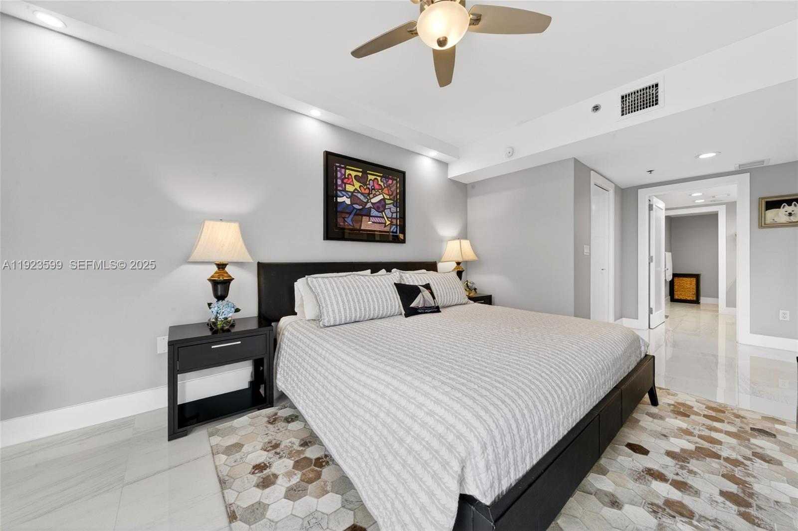 226 Ocean Dr #3C Miami Beach, FL 33139