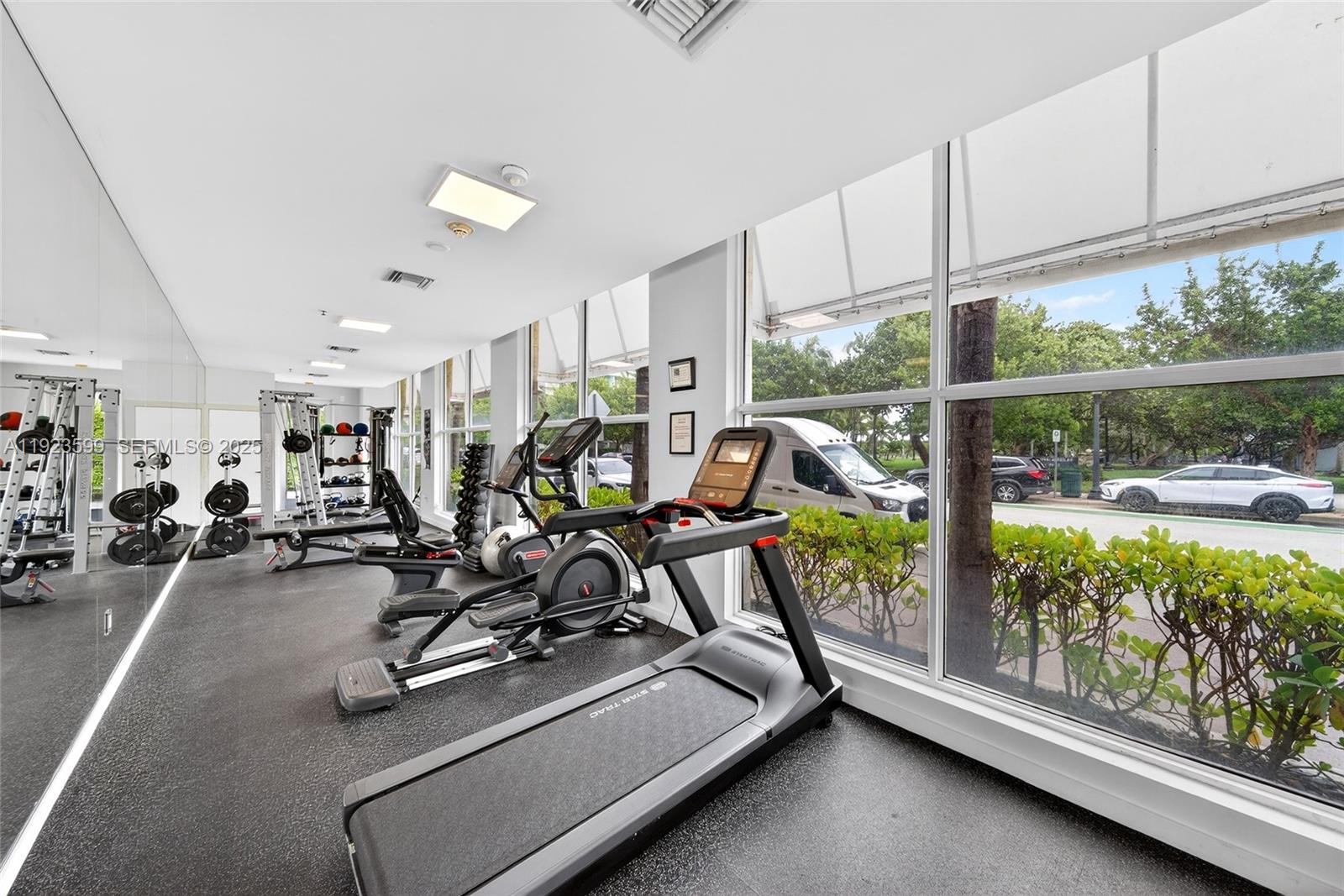 226 Ocean Dr #3C Miami Beach, FL 33139