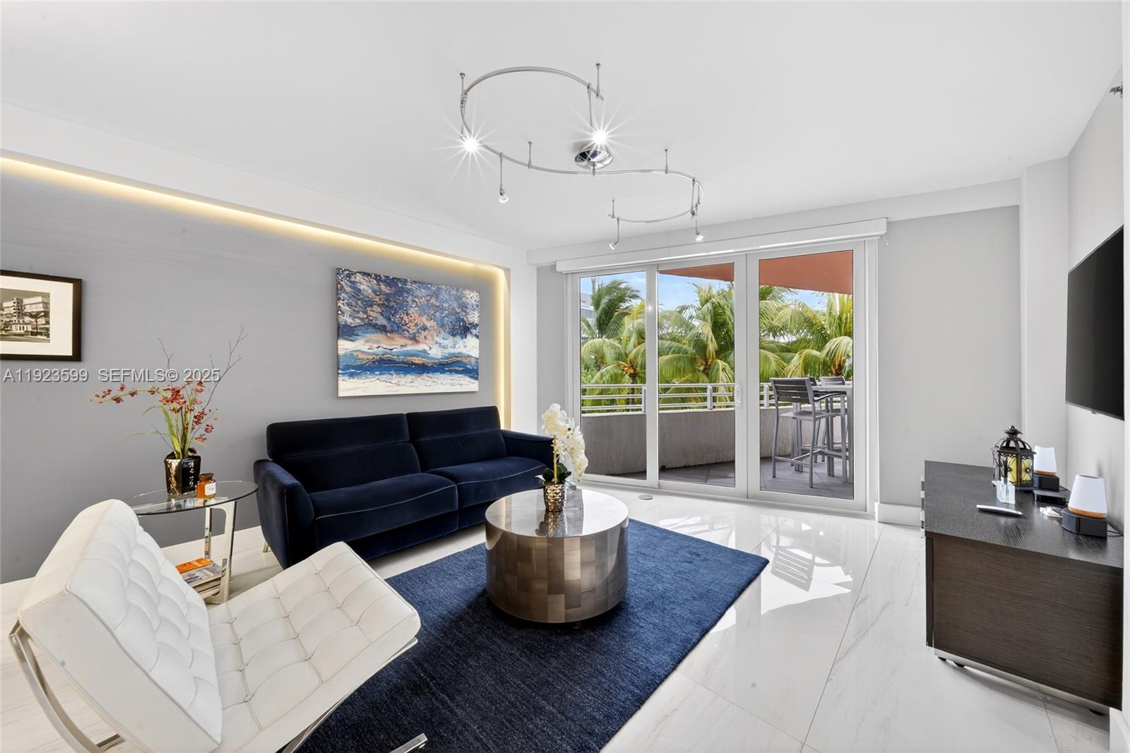 226 Ocean Dr #3C Miami Beach, FL 33139