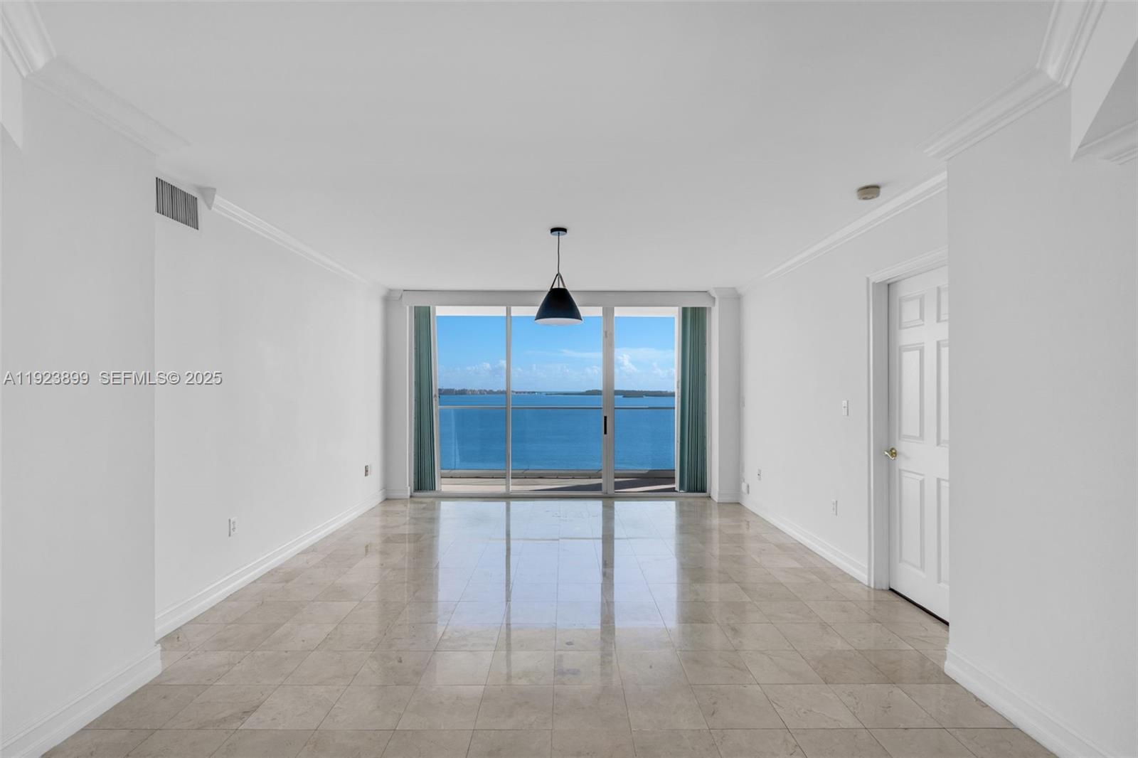 800 Claughton Is Dr #1202 Miami, FL 33131