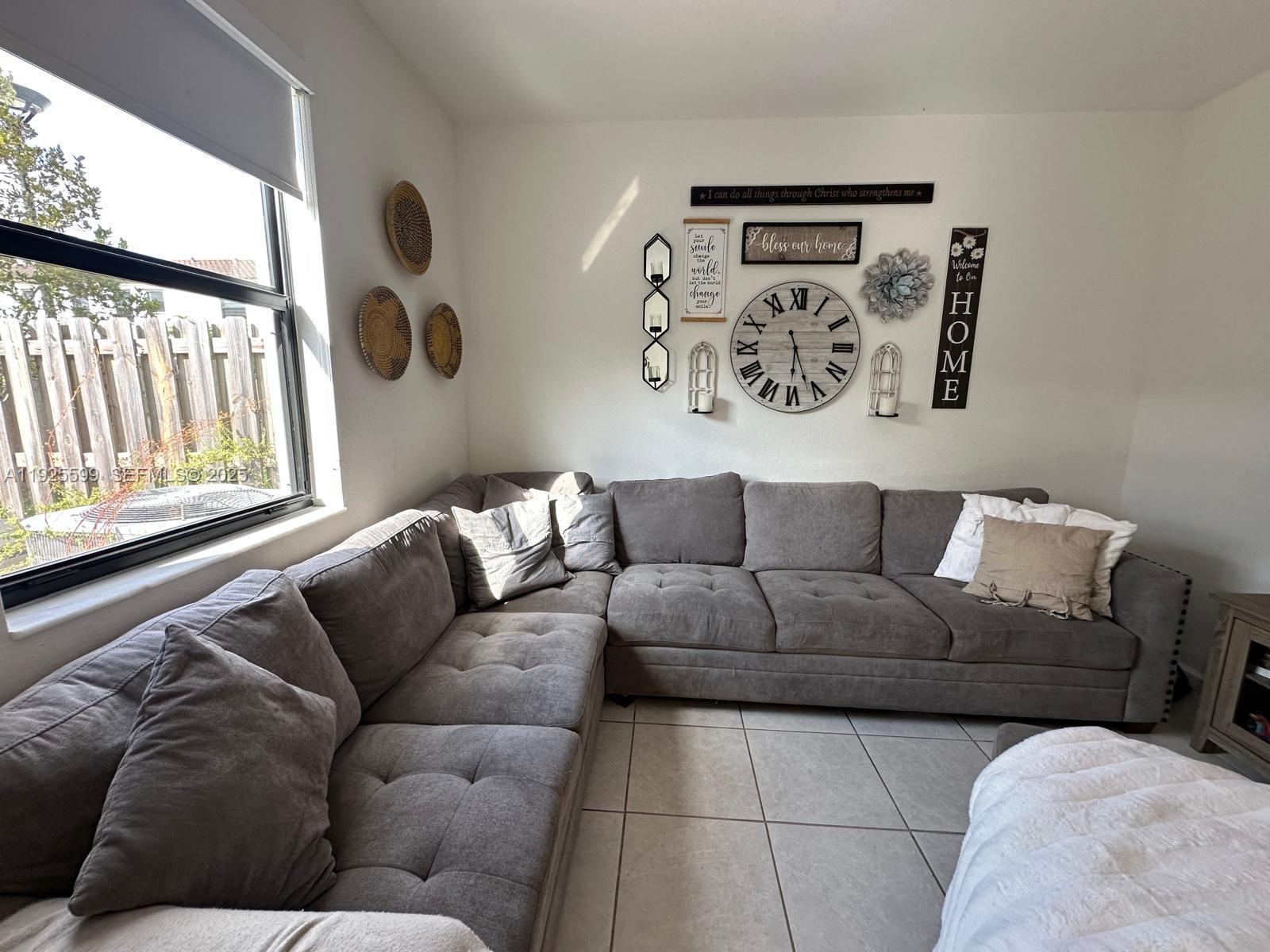 22952 SW 127th Ct #1 Miami, FL 33170