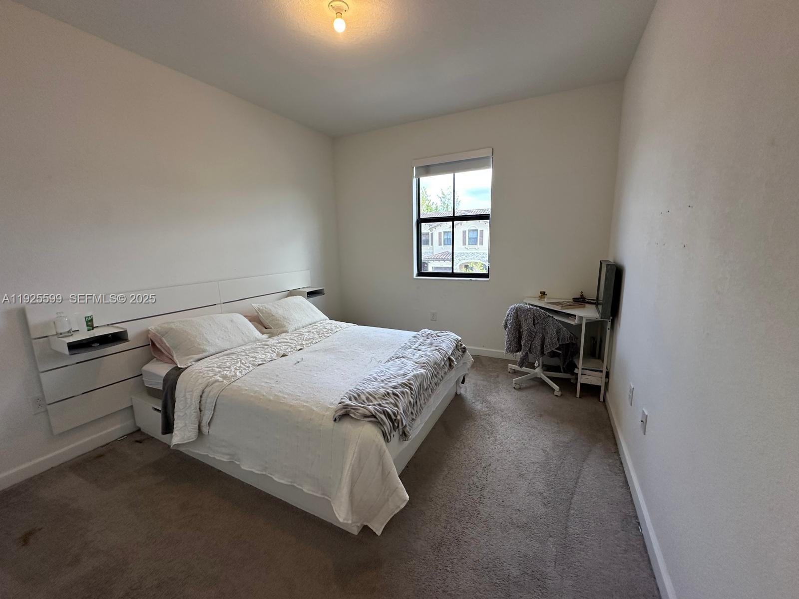 22952 SW 127th Ct #1 Miami, FL 33170