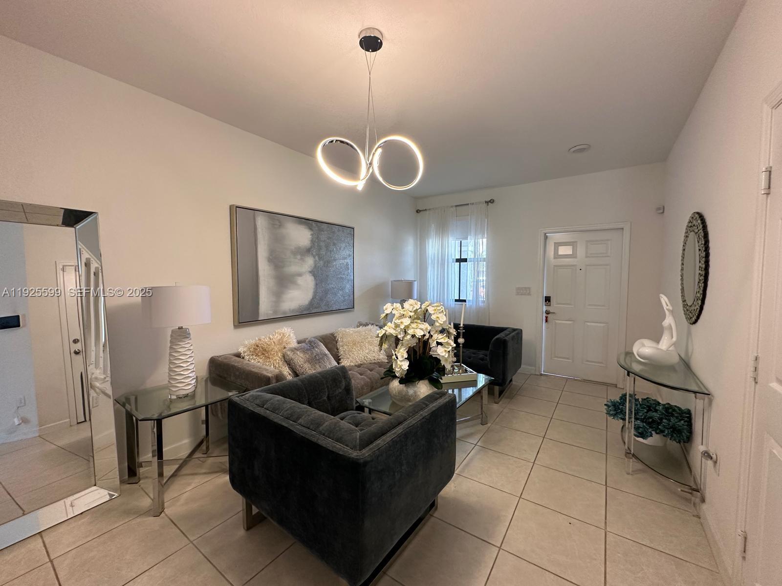 22952 SW 127th Ct #1 Miami, FL 33170