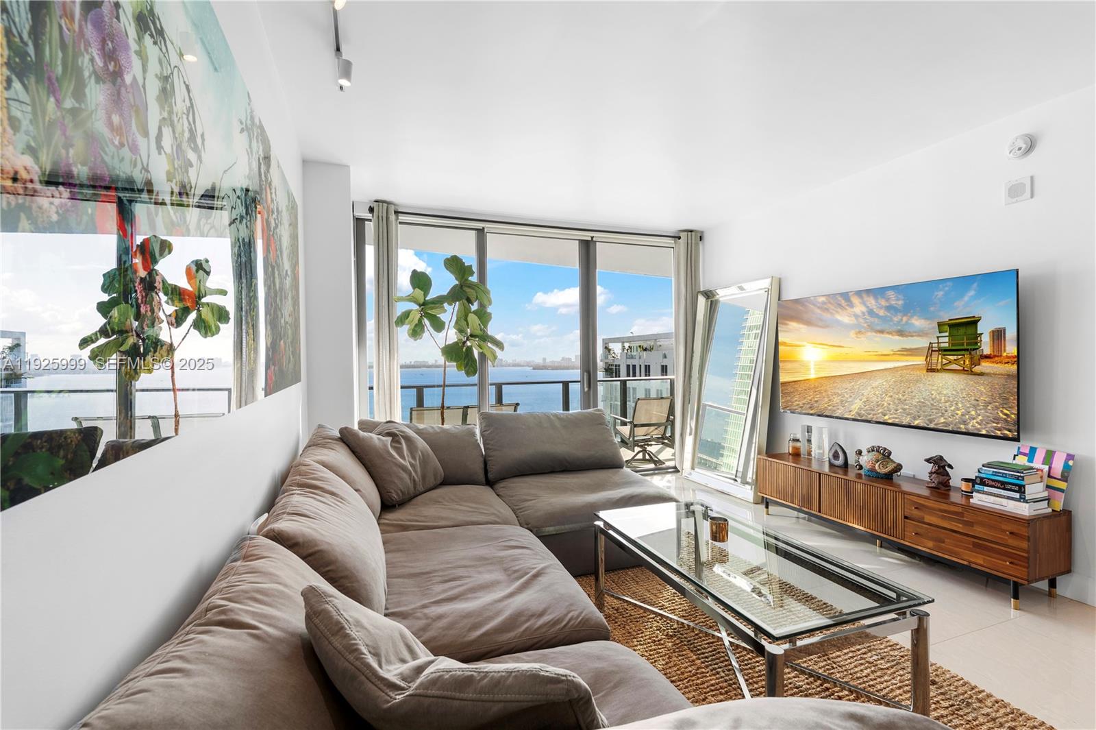 460 NE 28th St #2006 Miami, FL 33137