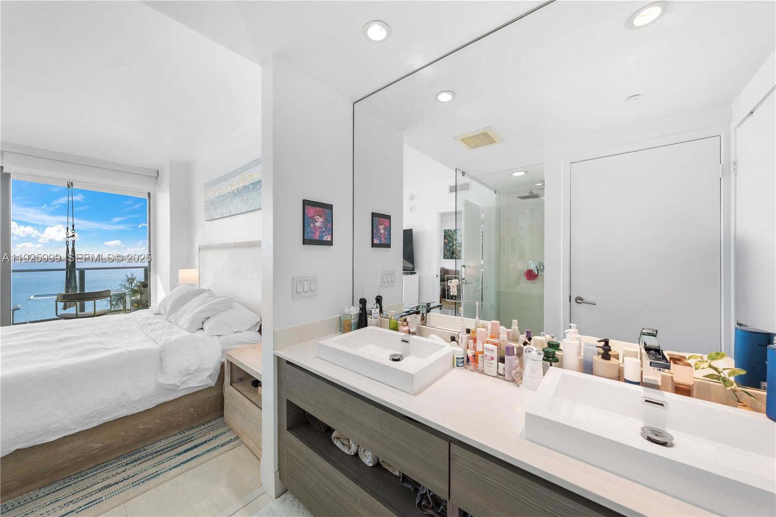 460 NE 28th St #2006 Miami, FL 33137