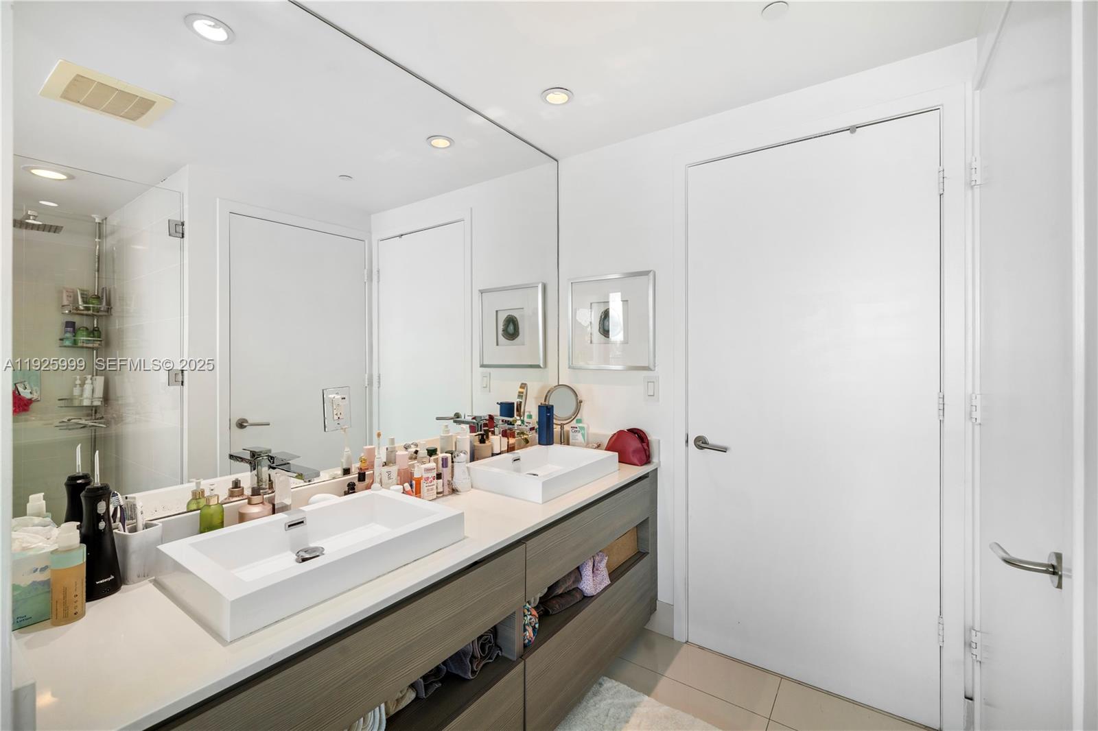 460 NE 28th St #2006 Miami, FL 33137