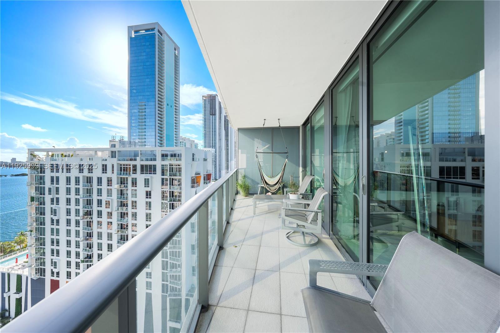 460 NE 28th St #2006 Miami, FL 33137