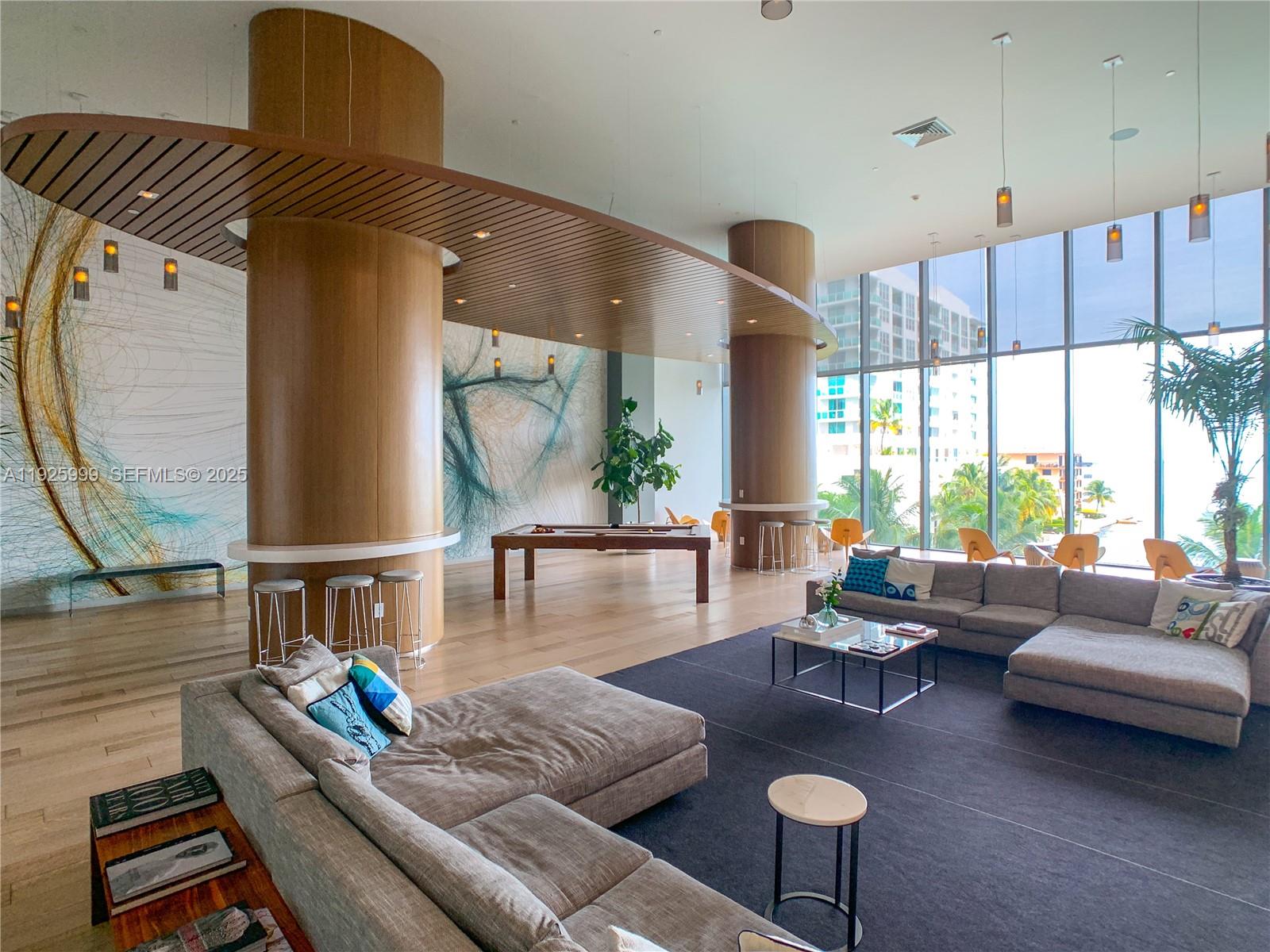 460 NE 28th St #2006 Miami, FL 33137