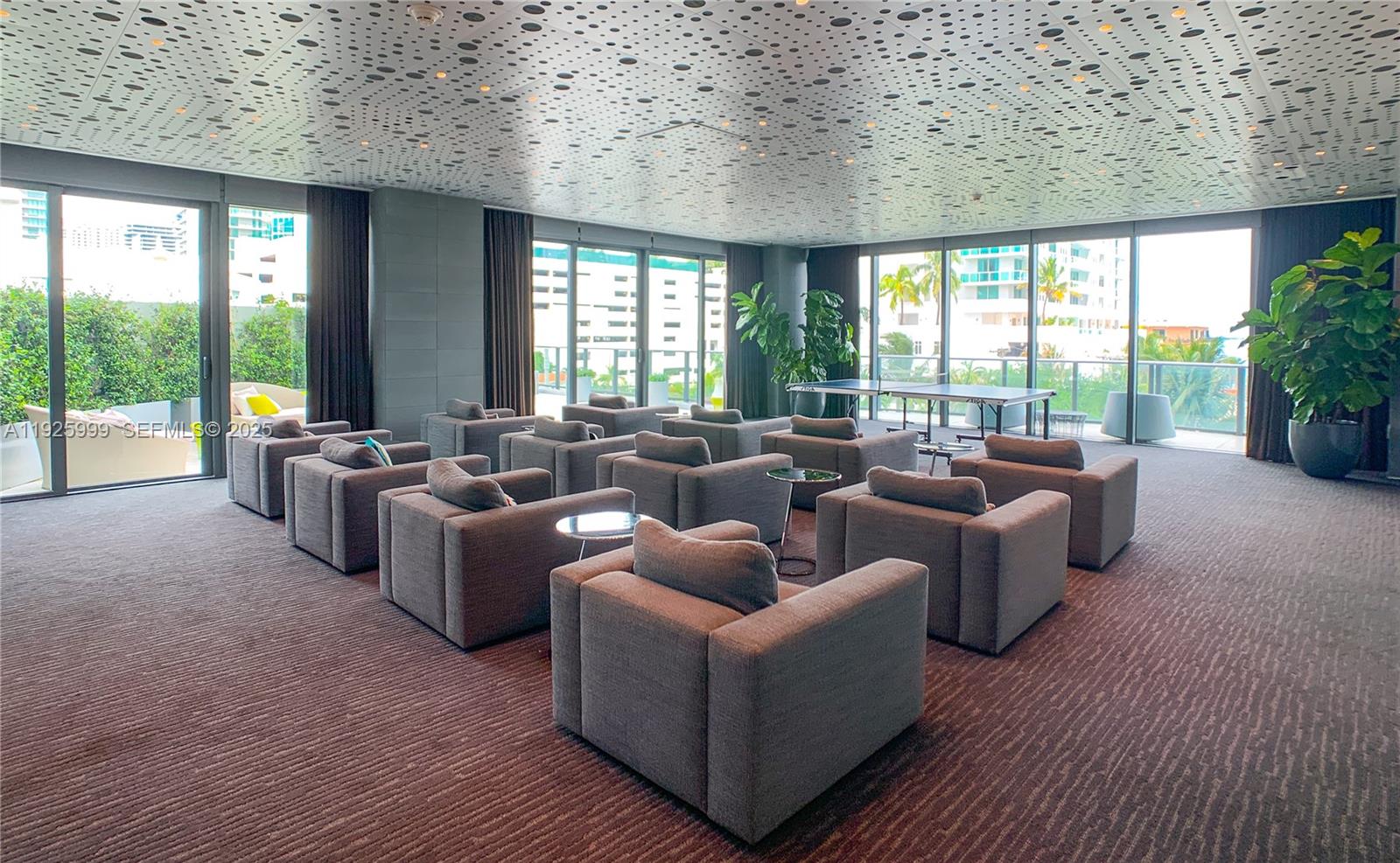 460 NE 28th St #2006 Miami, FL 33137