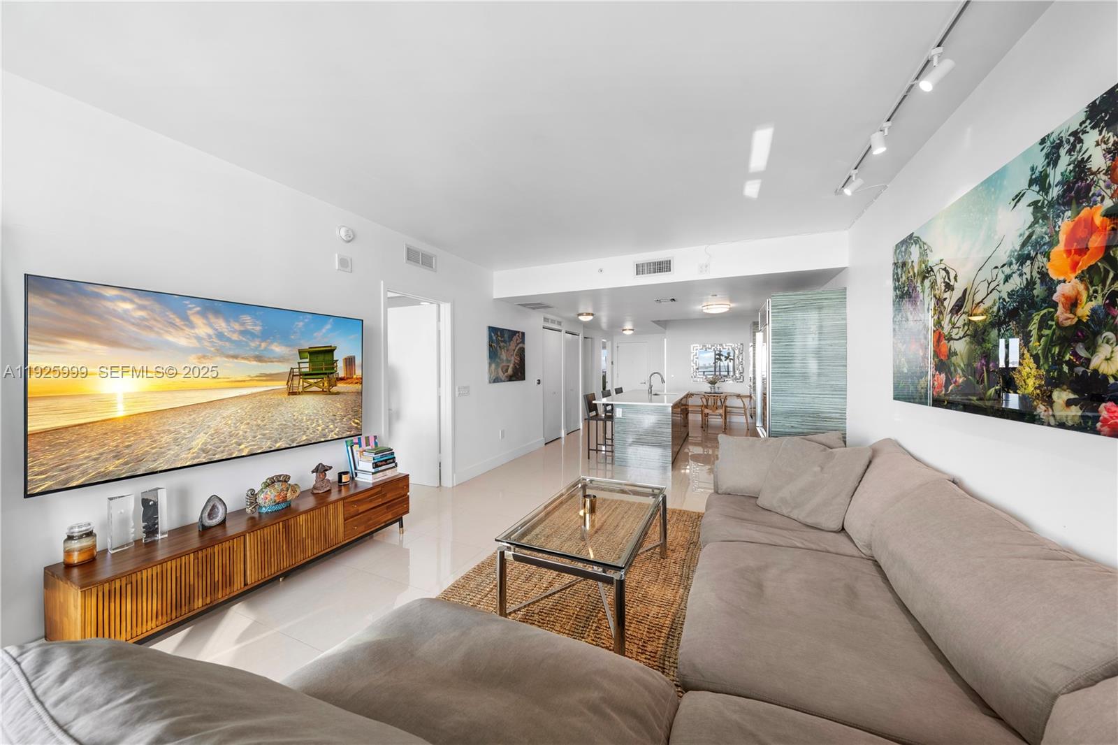 460 NE 28th St #2006 Miami, FL 33137