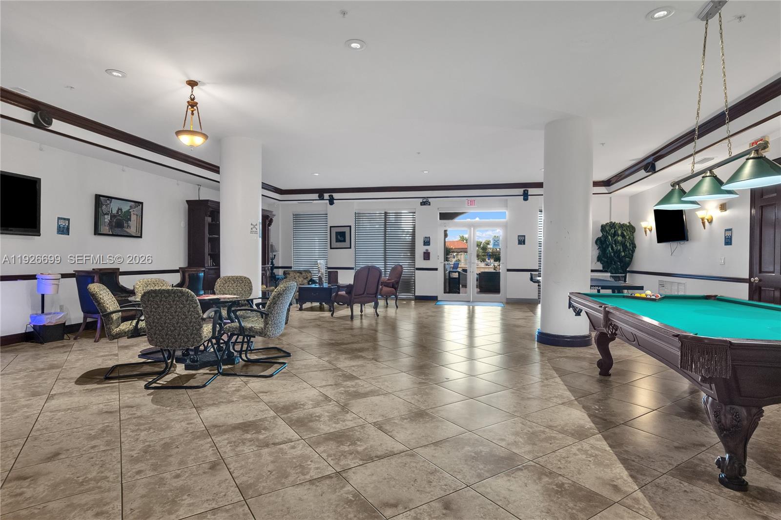 5077 NW 7th St #610 Miami, FL 33126