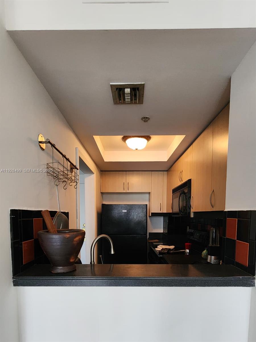 2951 S Bayshore Dr #1012 Miami, FL 33133