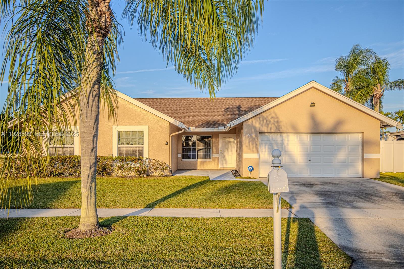 22482 Blue Marlin Dr Boca Raton, FL 33428