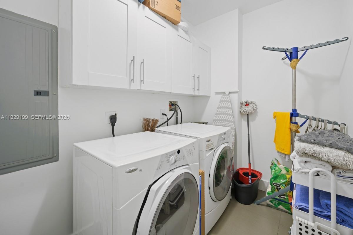 1100 Biscayne Blvd #3104 Miami, FL 33132