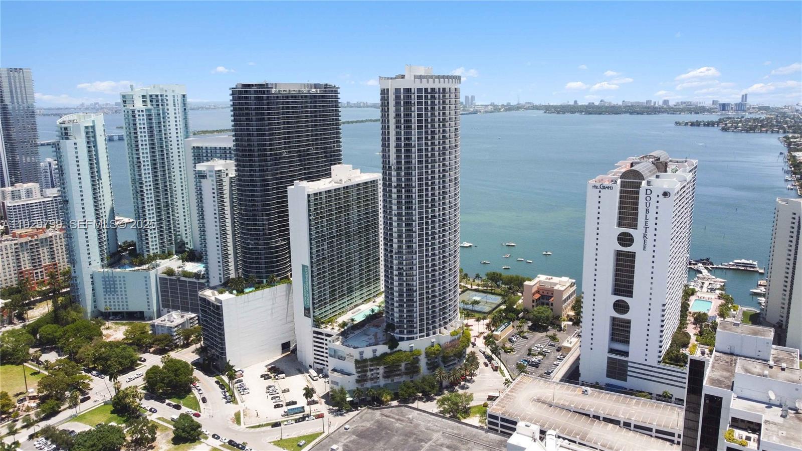 1750 N Bayshore Dr #4604 Miami, FL 33132