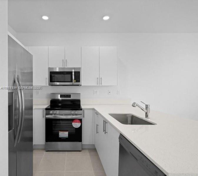 701 SE 14th Ct Homestead, FL 33034