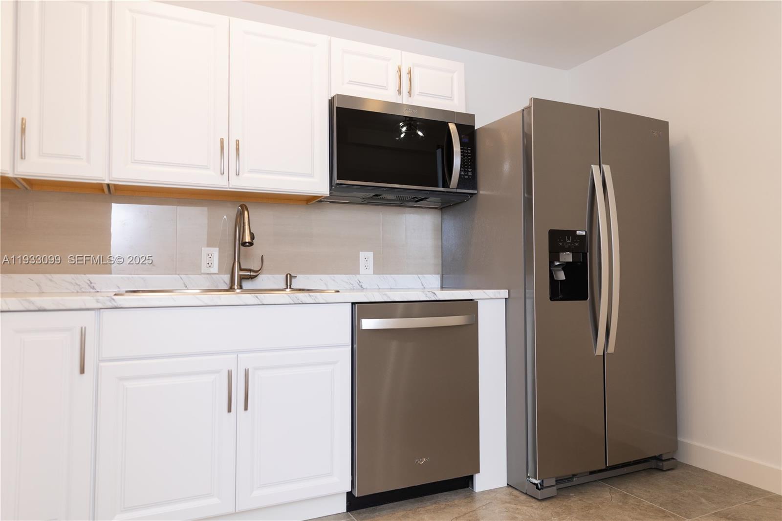 Undisclosed Address Aventura, FL 33180