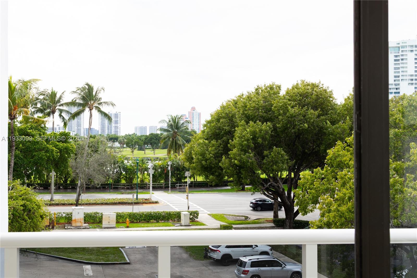 Undisclosed Address Aventura, FL 33180