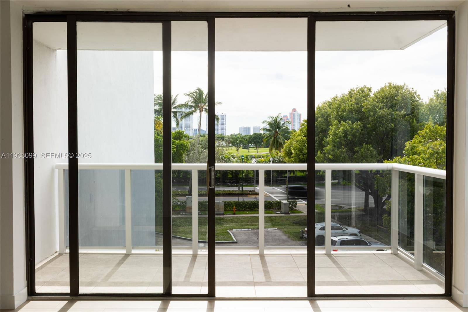 Undisclosed Address Aventura, FL 33180